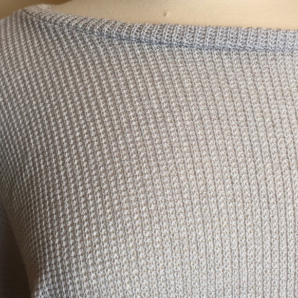 NWT Boutique Brand Oversized Waffle Knit Sweater. Closet Staple. - Picture 2 of 6